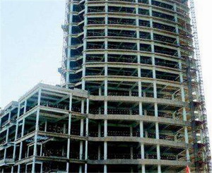 鋼構高層的內筒結構布置