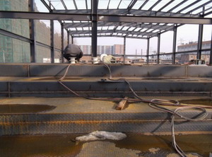 鋼構廠房的腐蝕原因