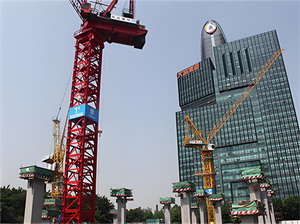 鋼構高層立面形狀的抗震設計